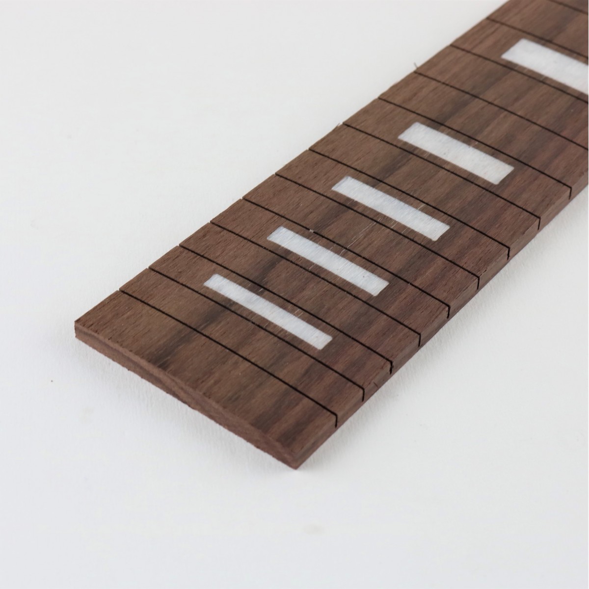 FINGERBOARD ROSEWOOD SLOTTED 62.9CM SCALE W/BLOCK INLAYS